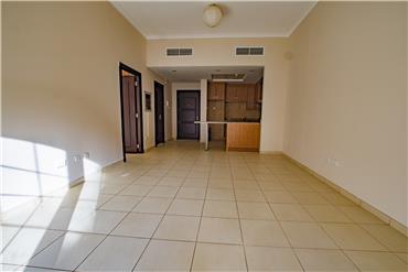 Spacious 1 bedroom apartment, well maintained with 1 month free rent 